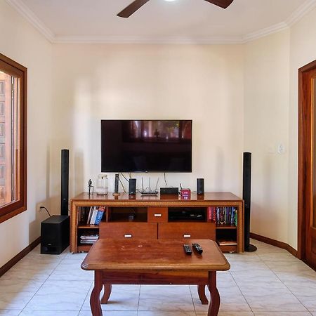 Casa Petunia Com Ar E Piscina Perto Do Centro Villa Paraty Ngoại thất bức ảnh