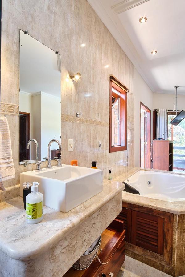 Casa Petunia Com Ar E Piscina Perto Do Centro Villa Paraty Ngoại thất bức ảnh